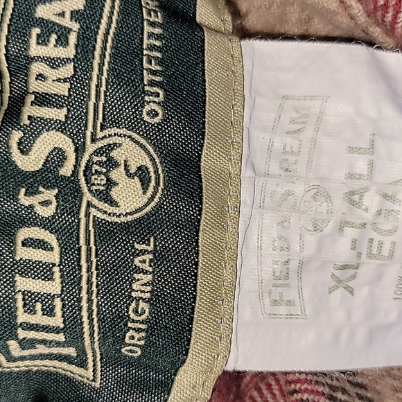 Field and Stream. Thick cotton flannel.  Men's size XL. Like-new - Picture 3 of 16